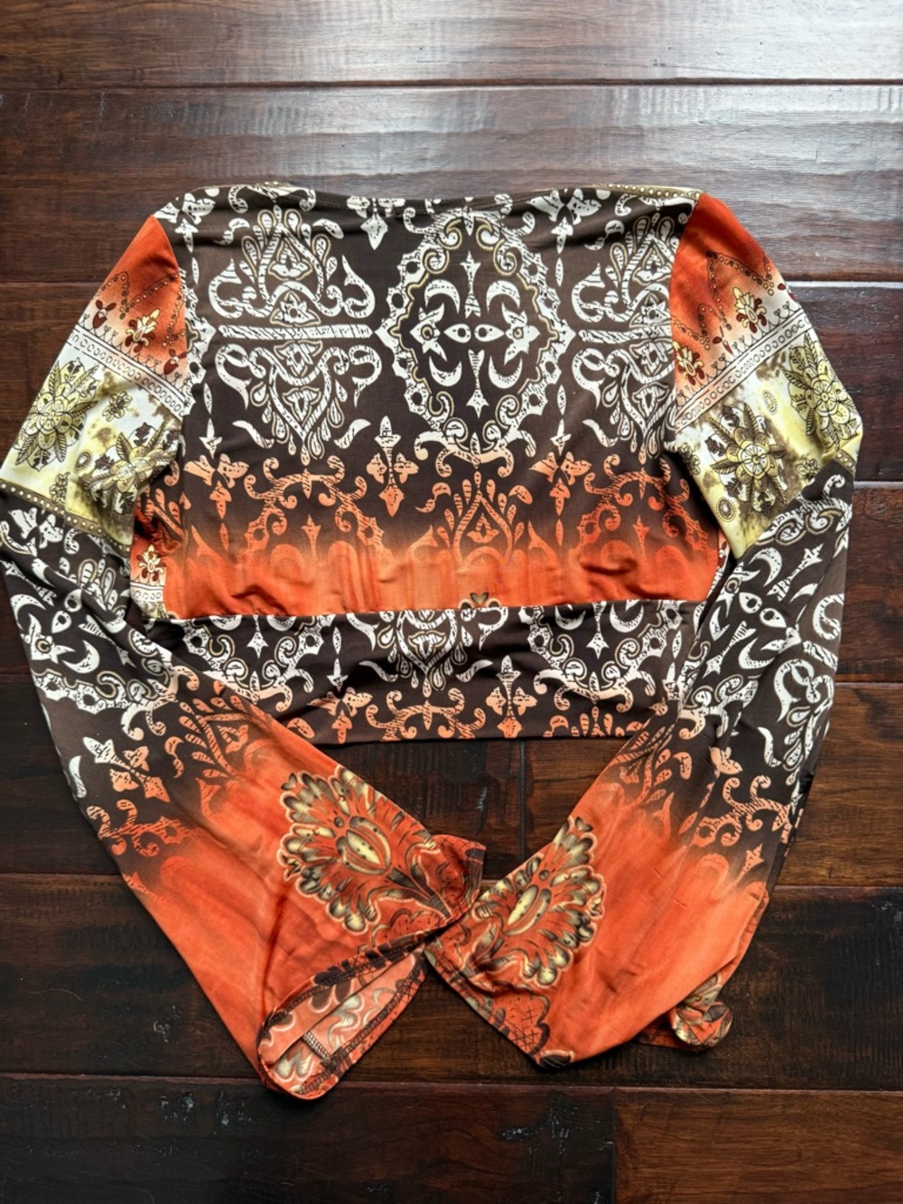 Vintage Y2K Made in USA Orange Paisley Stretch Crop Top with Decorative Buckle - Picture 5 of 8